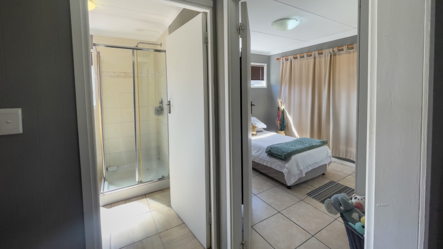 3 Bedroom Property for Sale in Rheeboksfontein Western Cape